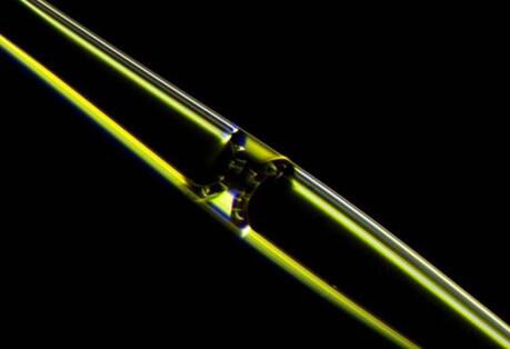 ?????е????г??????opto-mechano-fluidic resonator?????????????????