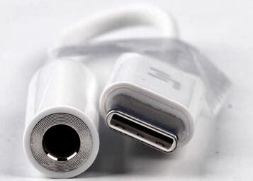 ????S3????????????3.5mm?????????????USB Type-C??????????+?????????
