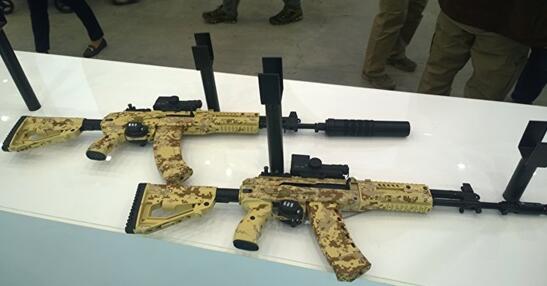 ???????Kalashnikov???Ratnik????????AK-12??AK-15???α???????