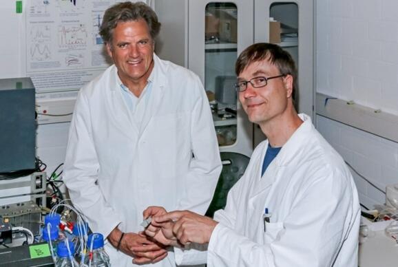 ???????????????????????Klaus Gerwert??????Jorn Guldenhaupt????????????