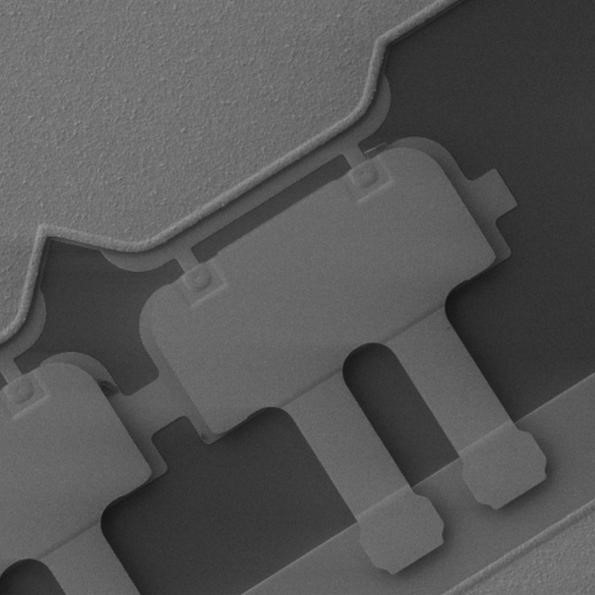 Menlo Micro???????????25 W?????RF??MEMS?????MM5130