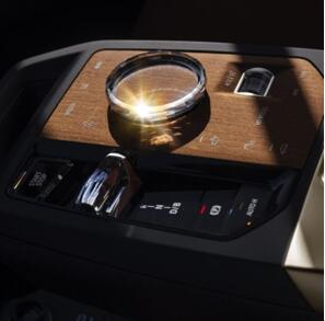 ?????BMW??iX??г????????????????