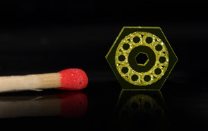 ???????????е3D?????e???????????????????????3?????????С???20 µm???????????????????????????????